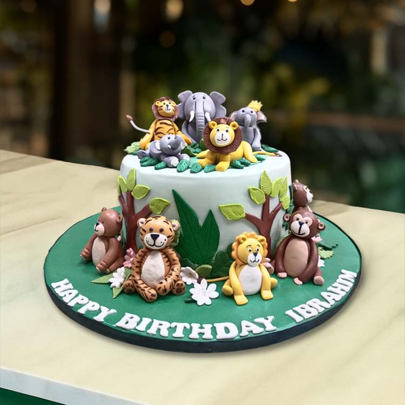 Fondant Cake (Customized) Per Pound